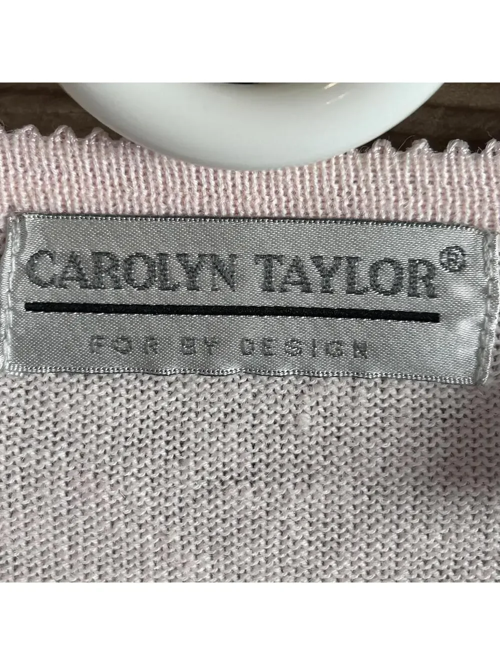 Carolyn Taylor Women's Pink Button Up Top Size L Floral Embroidered - Picture 6 of 6
